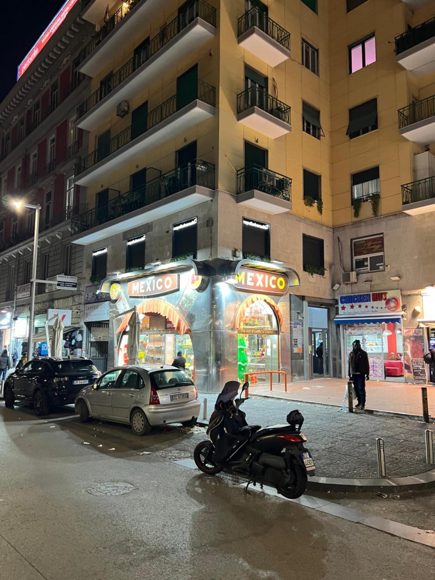 Napoliurbansuite Bagian luar foto